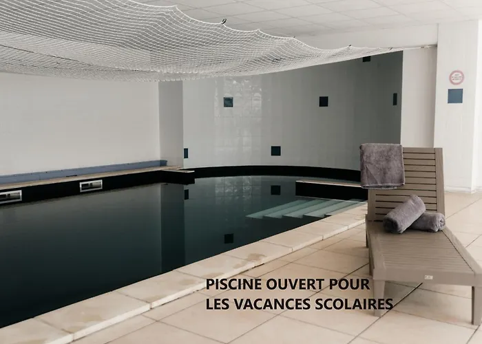 Appartement Moderne Central Avec Piscine, Garage Prive Et Terrasse Sud